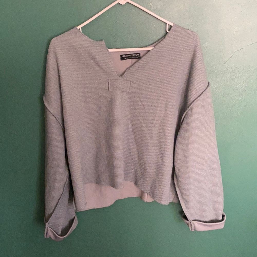 URBAN OUTFITTERS OVERSIZED TOP